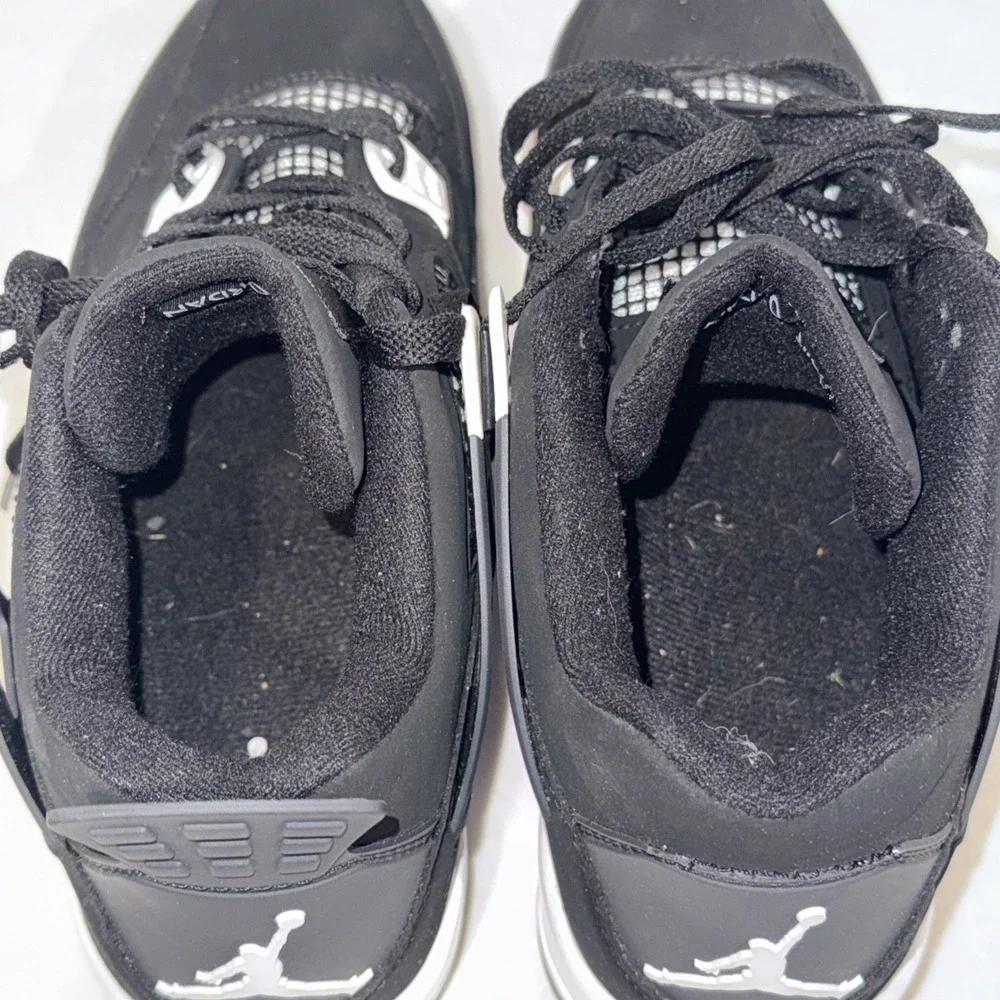 Air Jordan 4 Retro Black/hite Thunder Men's Sneakers Size 11  US FQ8138-001